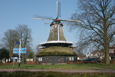 The windmill: De Wieker Meule